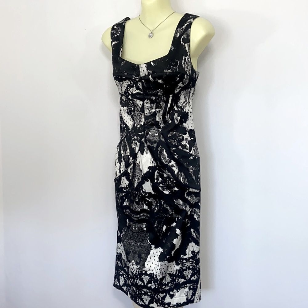 Just Cavalli Dress Black/ White Abstract Sheath Style Silk NWOT U.S.6